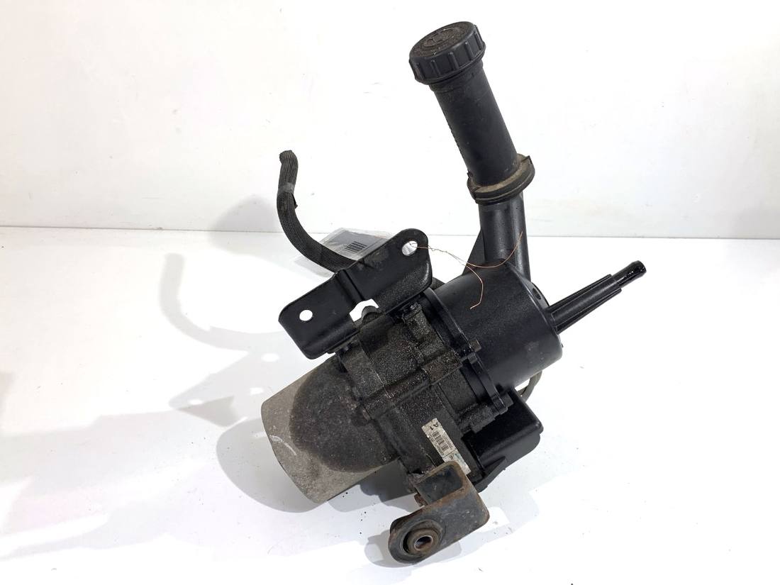 Насос ГУР / Рульова колонка Citroen Berlingo 9813664780