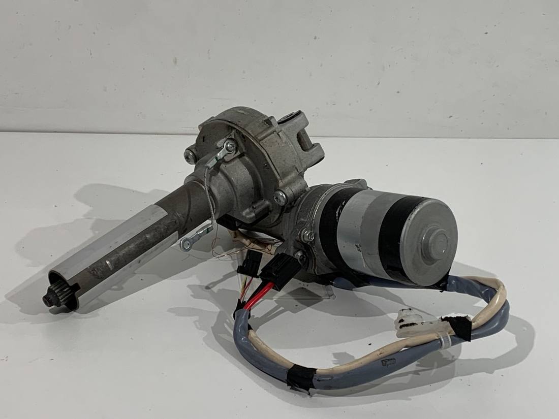 Насос ГУР / Рульова колонка Toyota Yaris 4 JJ301-002130