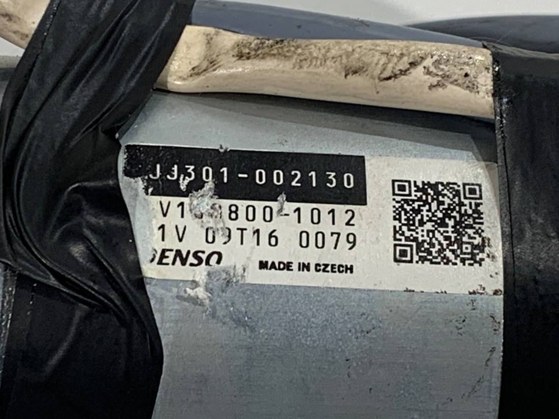 Насос ГУР / Рульова колонка Toyota Yaris 4 JJ301-002130 — фото деталі 4
