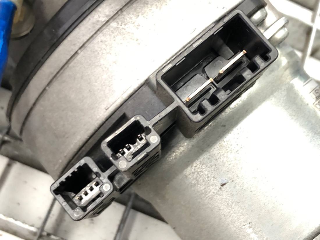 Насос ГУР / Рульова колонка Mazda 3 Q003TF0076 — фото деталі 5