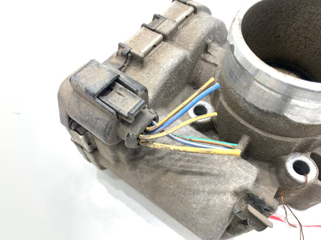 Дроссельная заслонка Ford Fiesta 8A6G-9F991-AB — фото детали 4