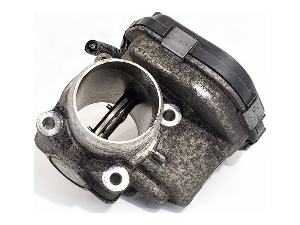 Дросельна заслінка Volvo V40 9673534480