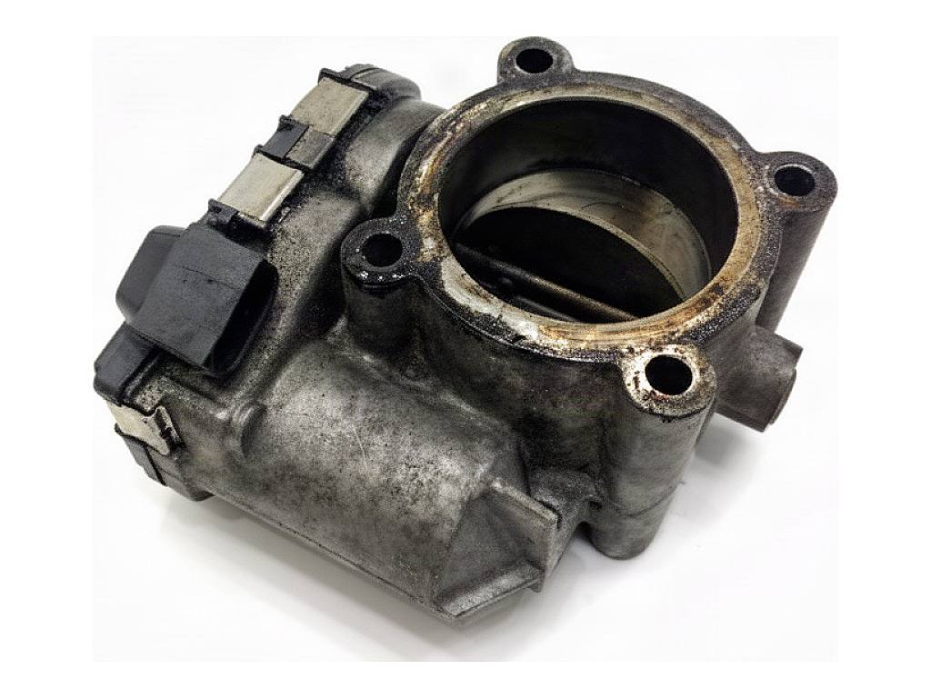 Дросельна заслінка Mercedes R W251 A6420900270