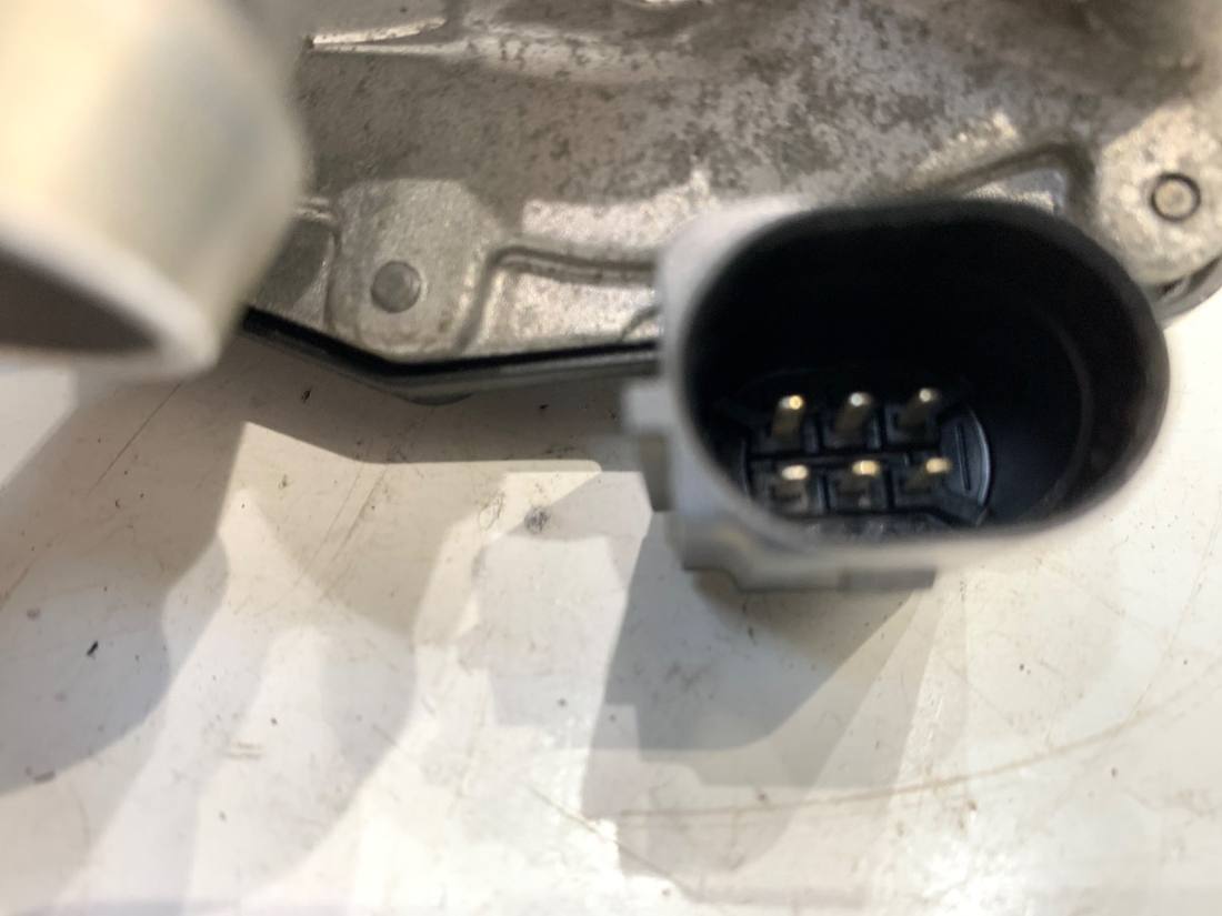 Дросельна заслінка Ford ECOSPORT 50989011 — фото деталі 4
