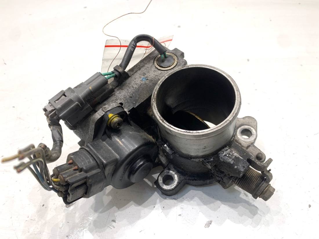 Дроссельная заслонка Toyota Avensis T25 89672-21020