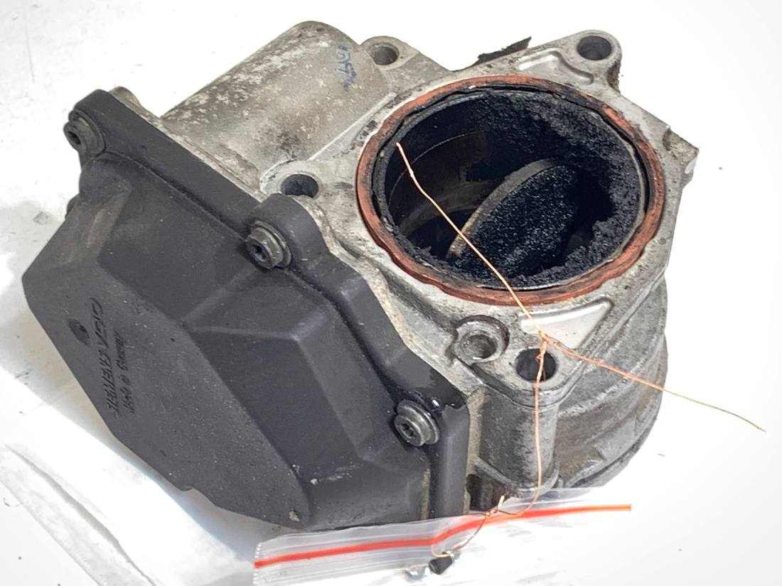 Дроссельная заслонка Volkswagen Touran 03G128063G — фото детали 2