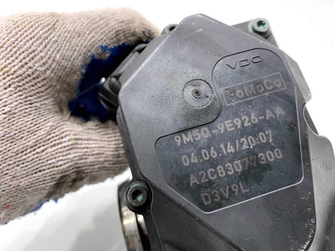 Дросельна заслінка Ford Kuga 9M5Q-9E926-AA — фото деталі 4