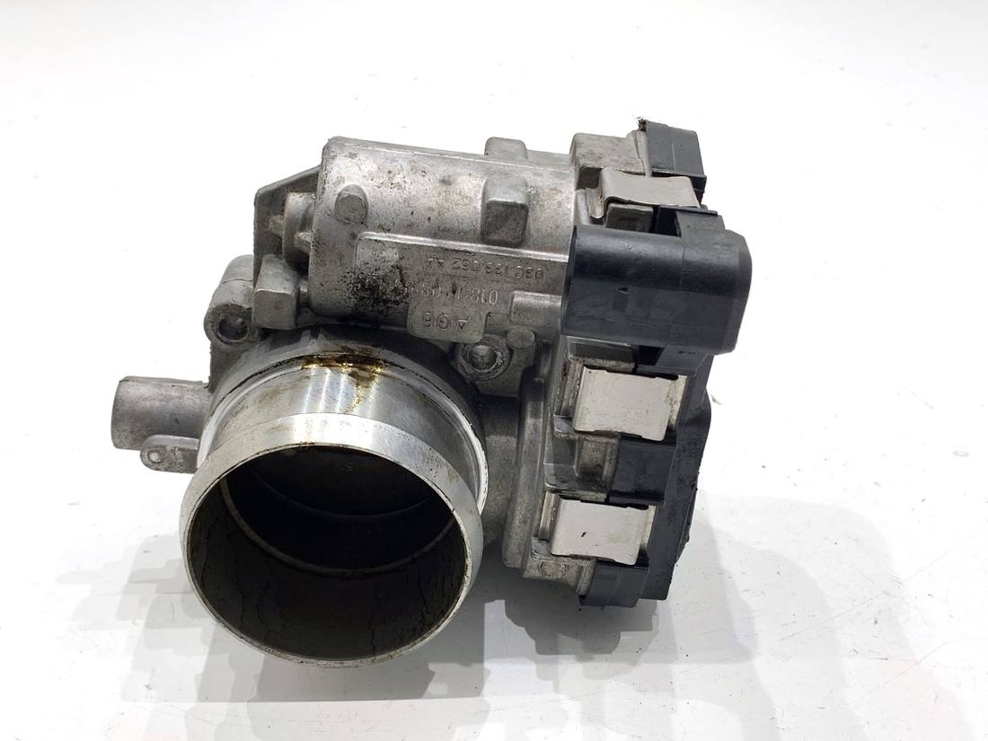 Дросельна заслінка Volkswagen Scirocco 03C133062AA