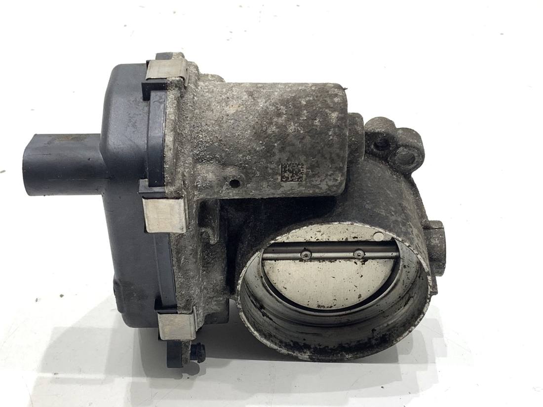 Дросельна заслінка Skoda Kamiq 04E133062T