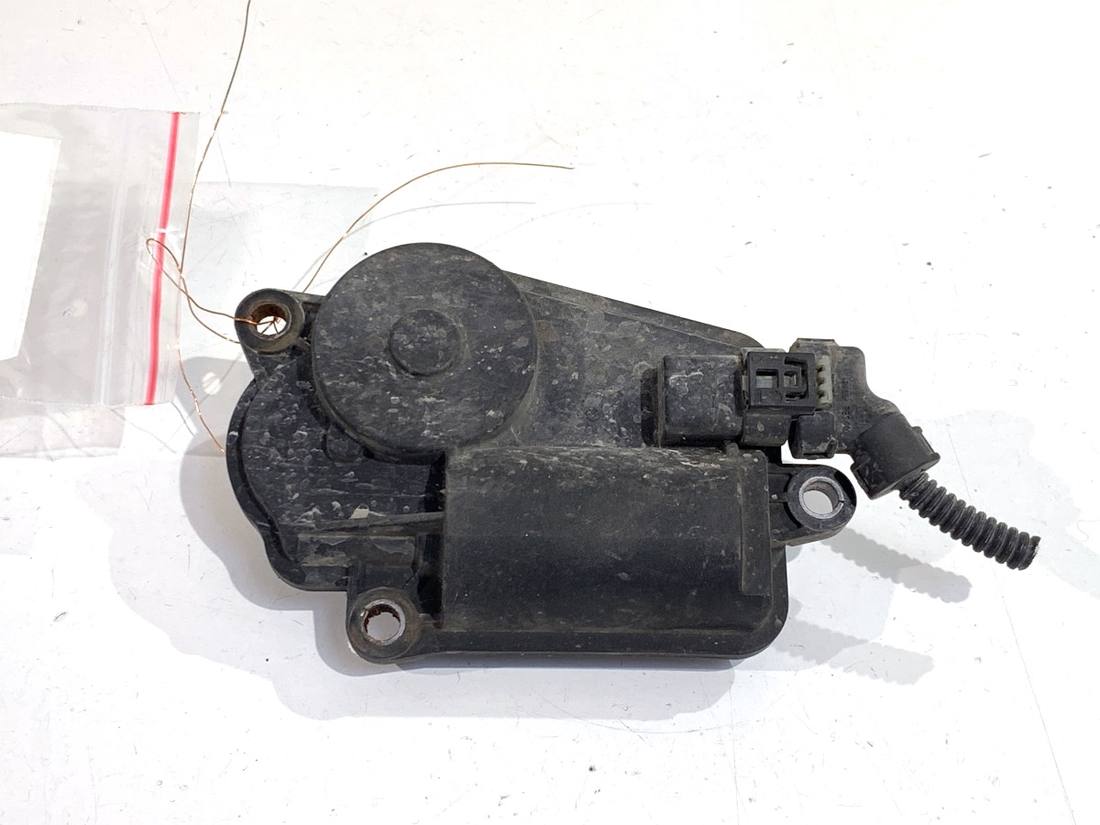 Дросельна заслінка BMW X5 F95 8582069