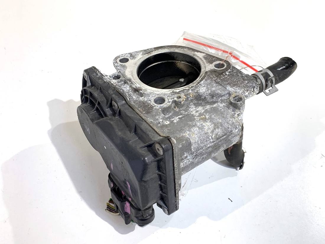 Дросельна заслінка Toyota Yaris 4 22030-0Y110 — фото деталі 2