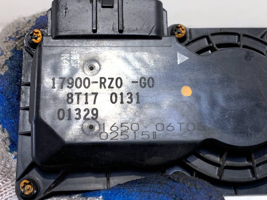 Дросельна заслінка Honda CR-V 17900-RZ0-G0 — фото деталі 4