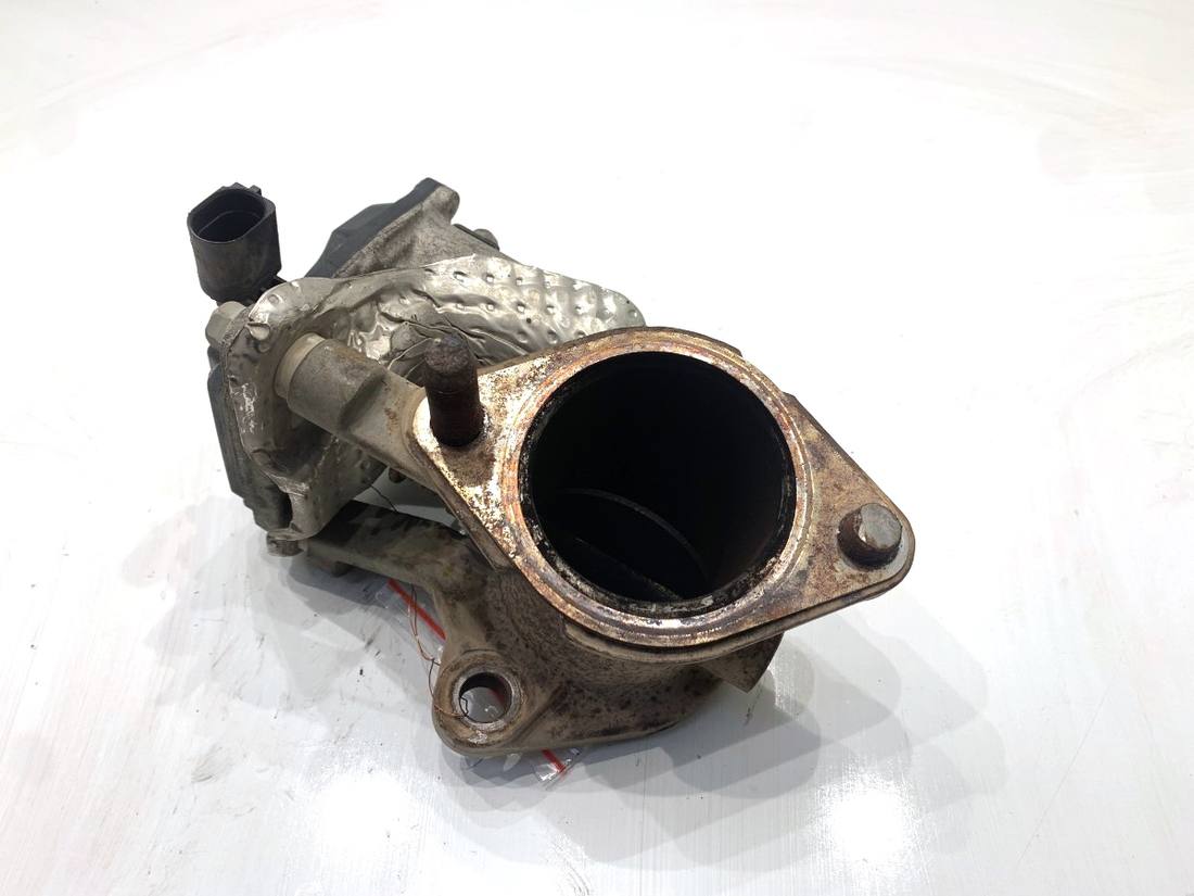 Дросельна заслінка Hyundai Ix35 28462-2F710