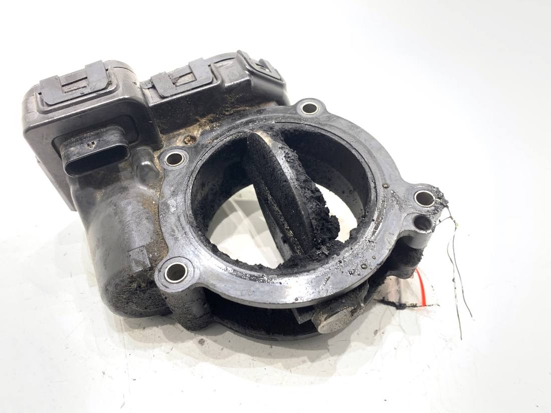 Дросельна заслінка Mercedes GLK X204 A6510900370