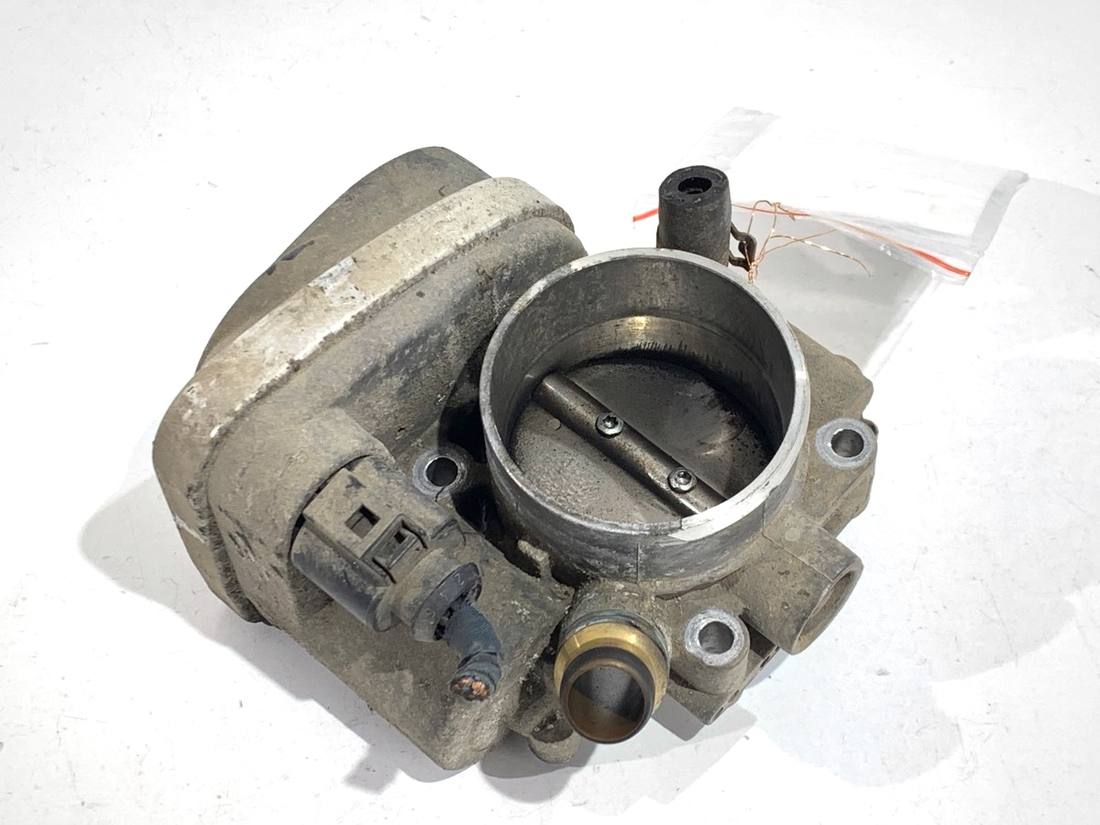 Дросельна заслінка Opel Zafira B 55353801
