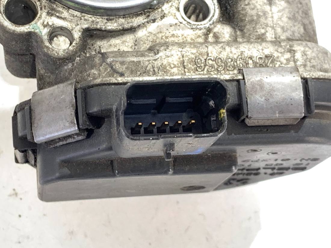 Дросельна заслінка Ford Fiesta 9682798180 — фото деталі 3