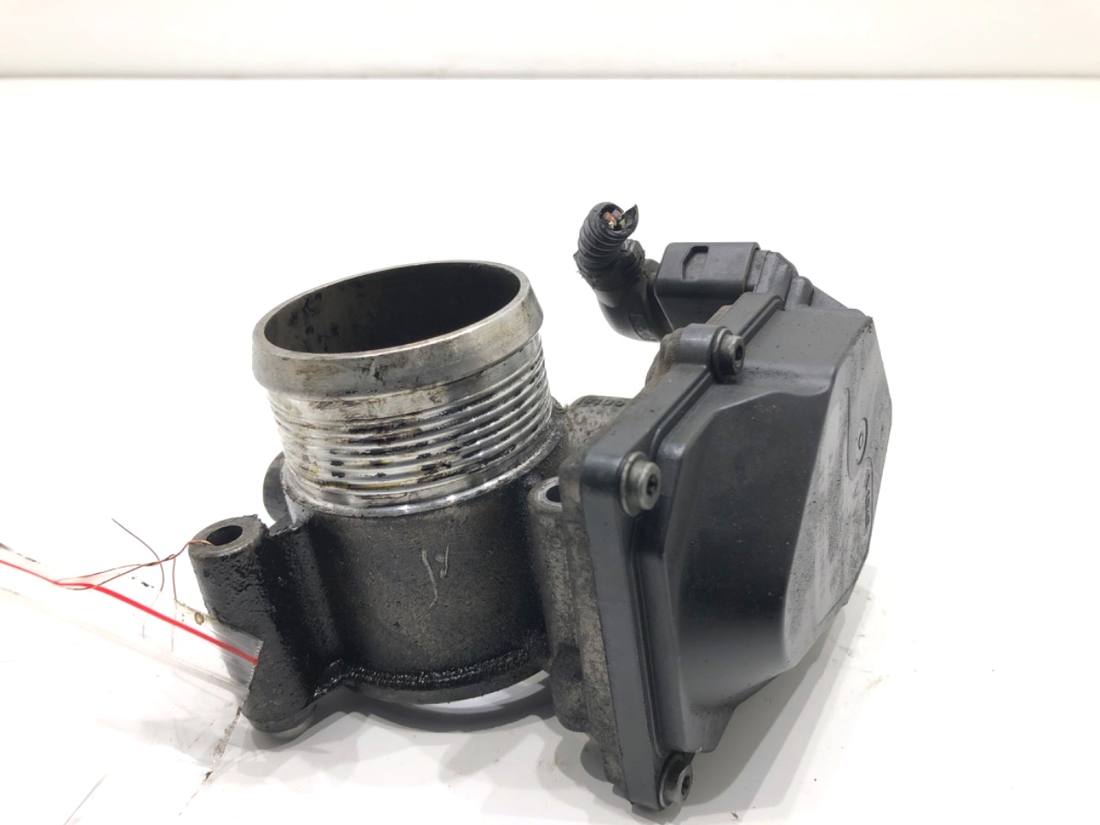 Дросельна заслінка Volkswagen Polo 03L128063K
