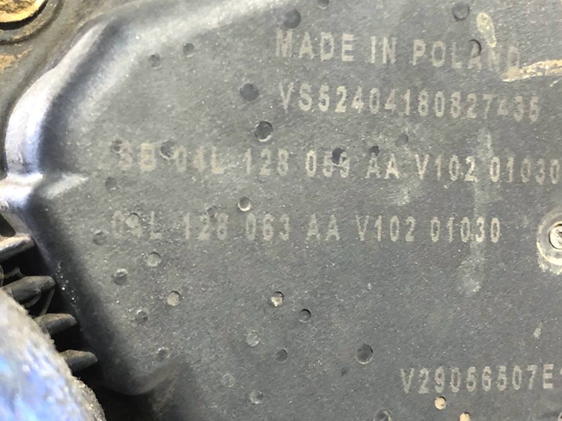 Дросельна заслінка Skoda Rapid 04L128059AA — фото деталі 6