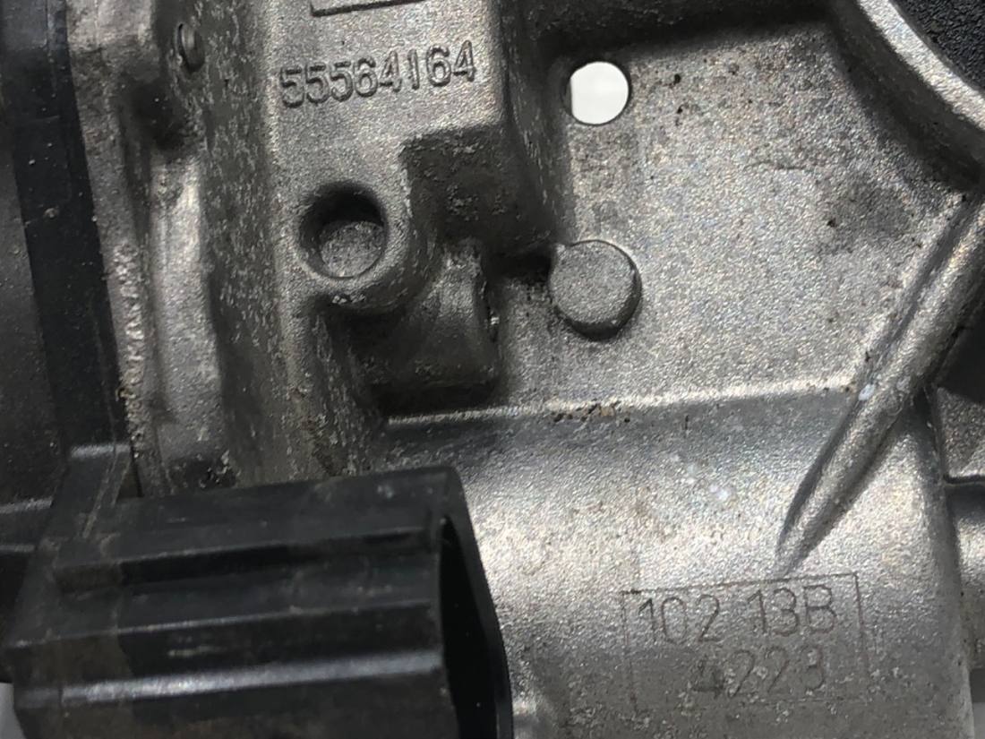 Дросельна заслінка Opel Zafira C 55564164 — фото деталі 6