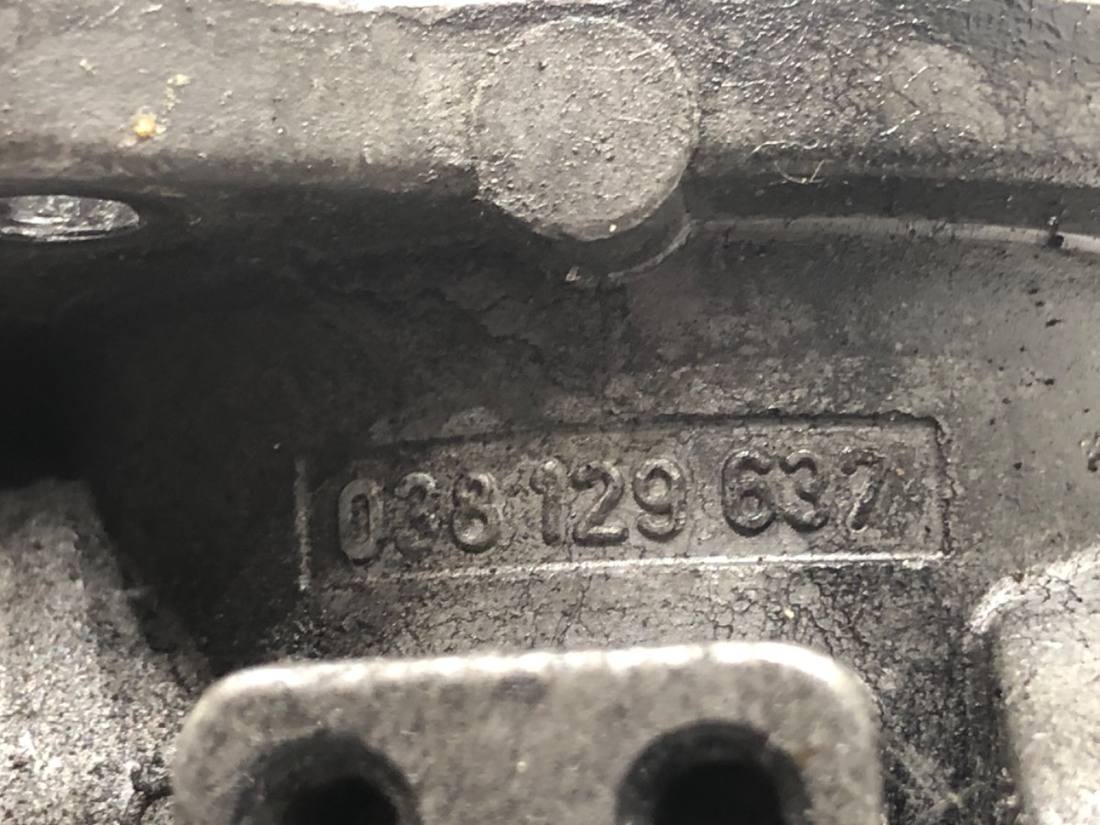 Дросельна заслінка Audi A3 8L 038131501E — фото деталі 5
