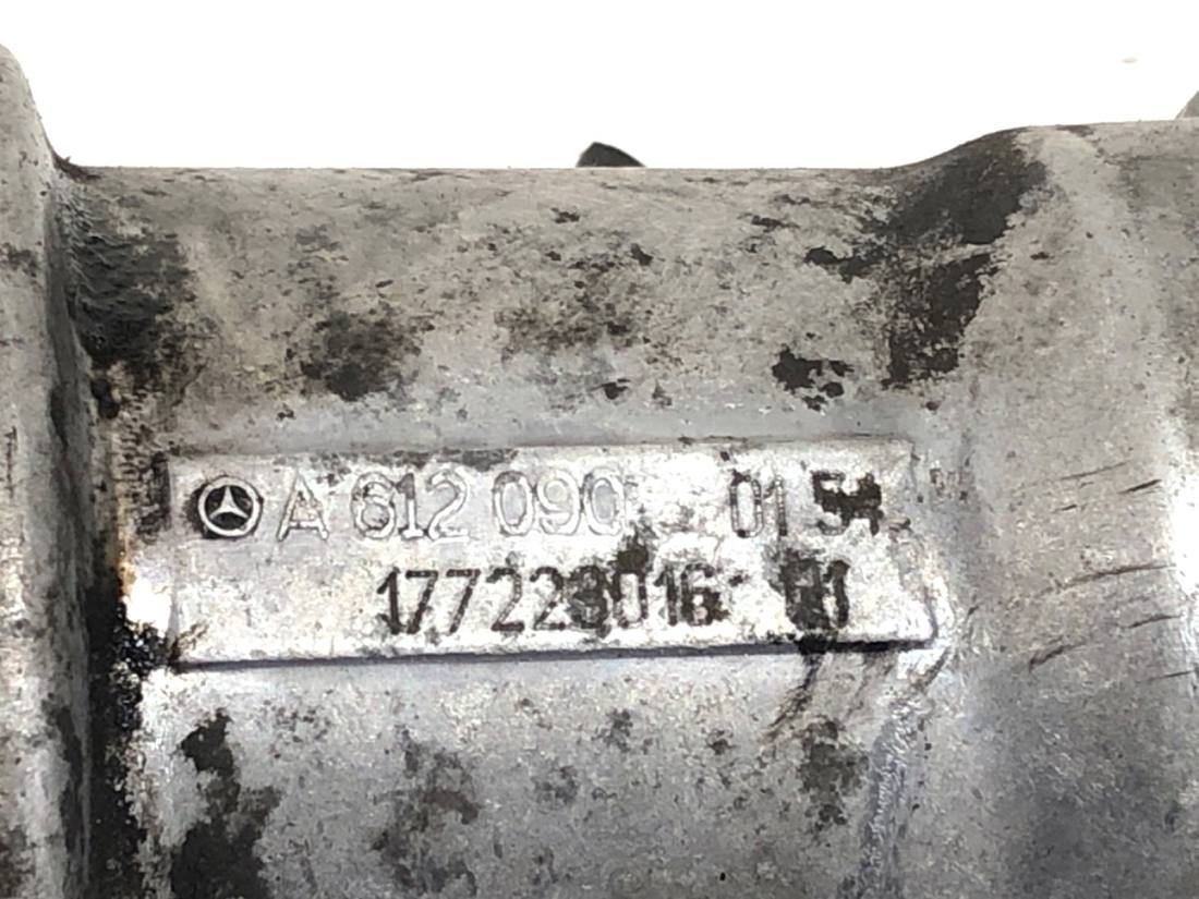 Дросельна заслінка Mercedes E W211 A6120900154 — фото деталі 4