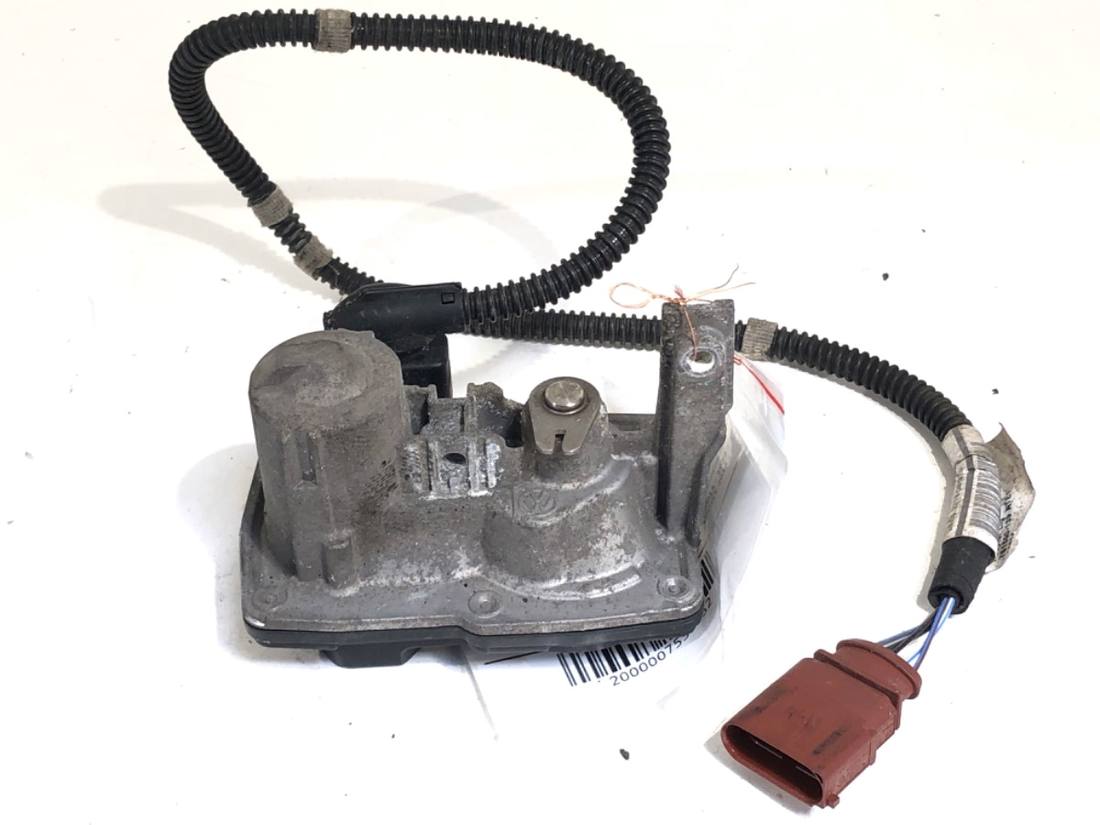 Дроссельная заслонка Volkswagen Passat B8 52812801