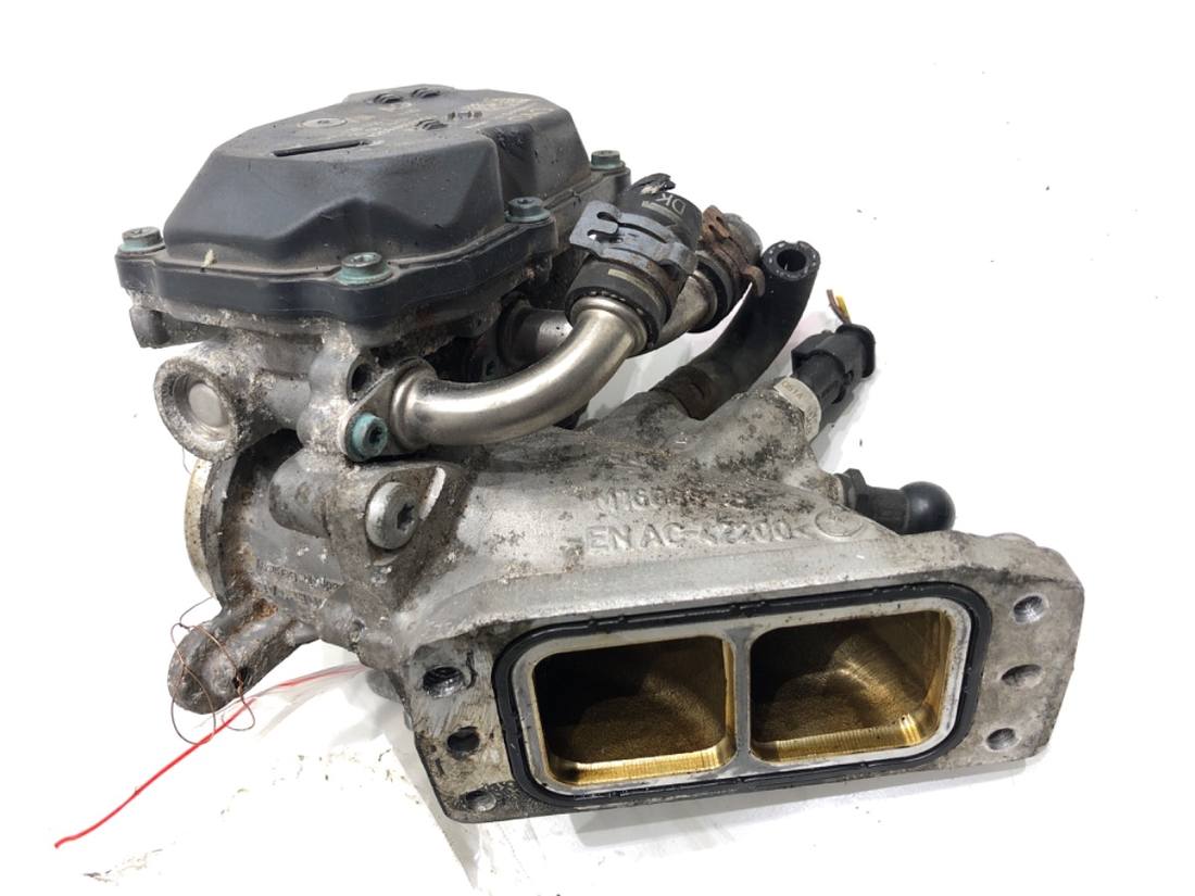 Дросельна заслінка Volkswagen Golf 7 04L128063T