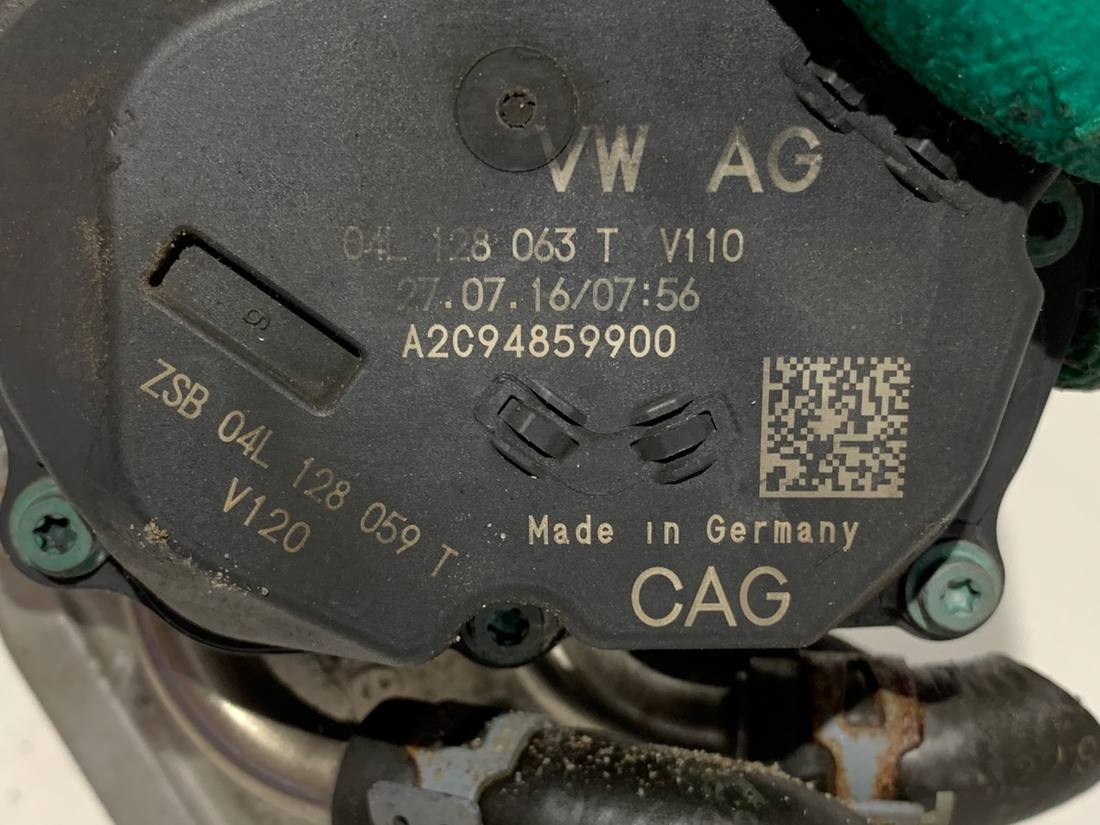 Дросельна заслінка Volkswagen Golf 7 04L128063T — фото деталі 5
