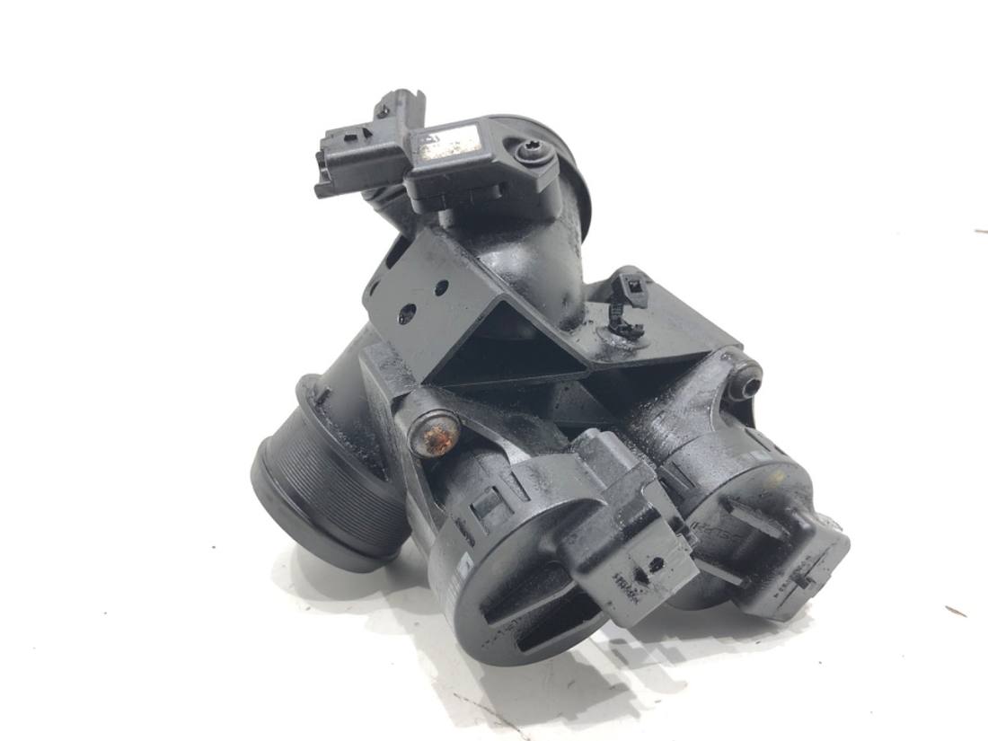 Дроссельная заслонка Ford Focus 25351843