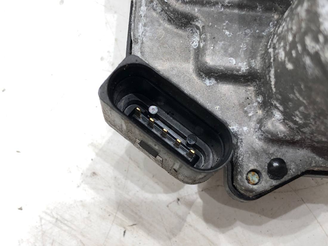 Дросельна заслінка Volkswagen Polo 03L128063K — фото деталі 4