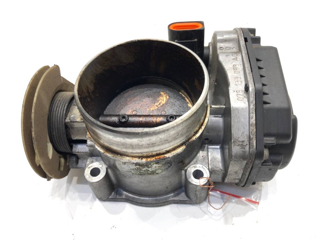 Дросельна заслінка Audi A6 C5 078133063AG