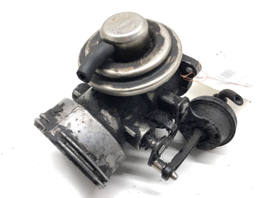Дросельна заслінка Seat Alhambra 038131501AA