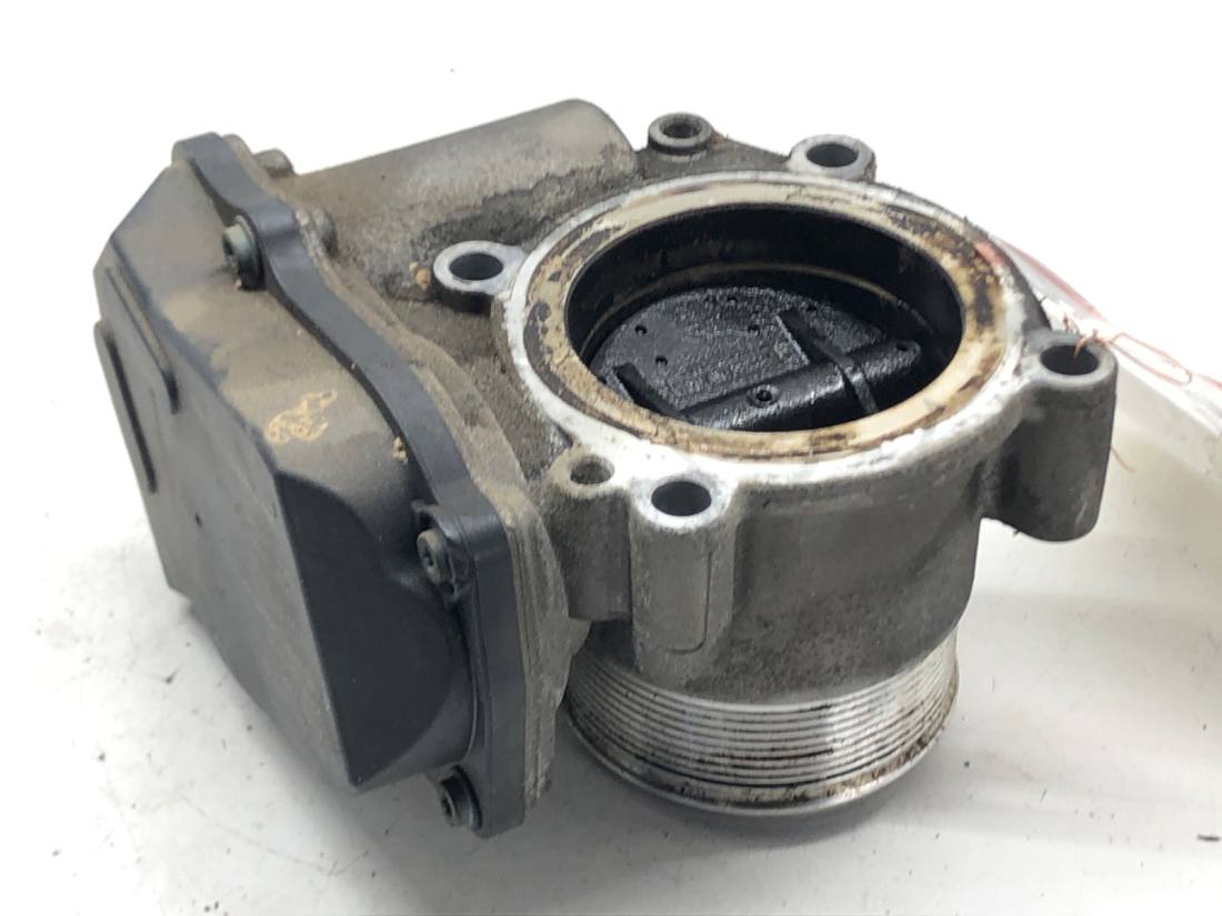 Дроссельная заслонка Audi A4 B8 06F133062Q