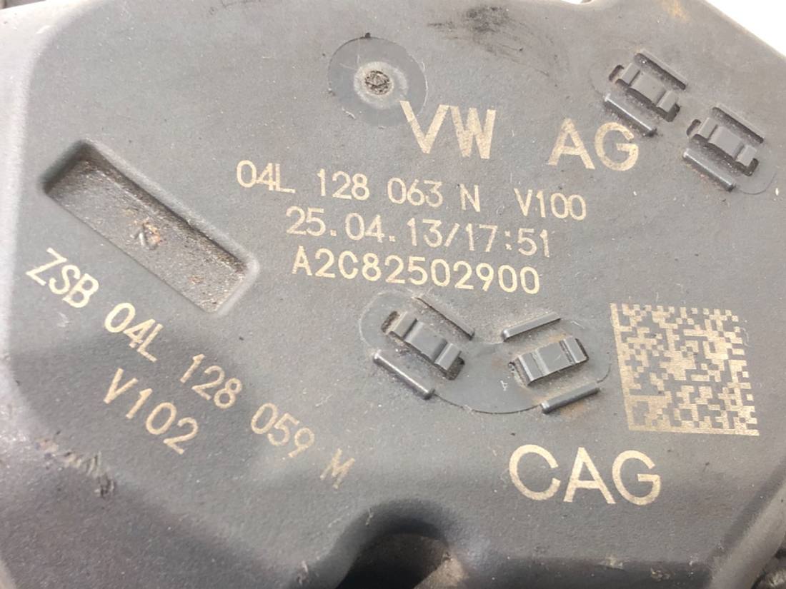 Дросельна заслінка Volkswagen Golf 7 04L128063N — фото деталі 4