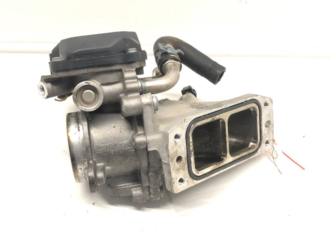 Дросельна заслінка Volkswagen Golf 7 04L128063N