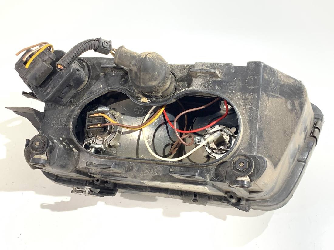 Фара передня права Audi A3 8L 20-5039 — фото деталі 4