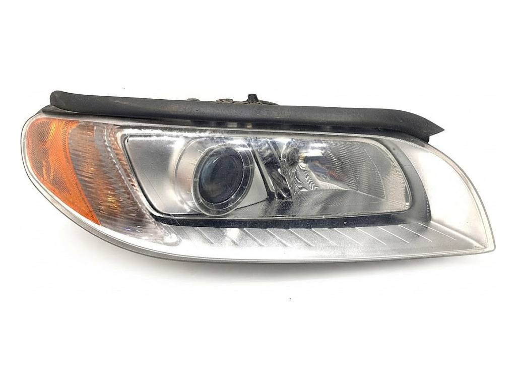 Фара передня права Volvo V70 31214348