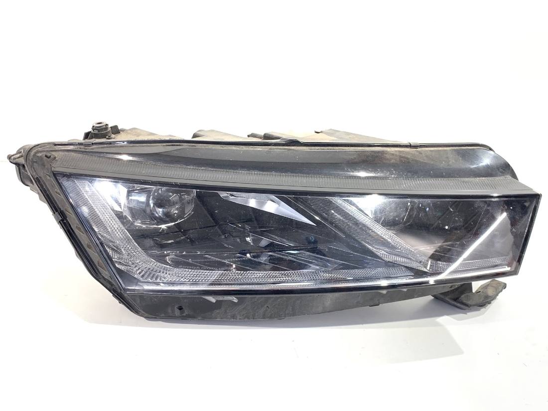 Фара передня права Skoda Octavia 4 5E4941016A