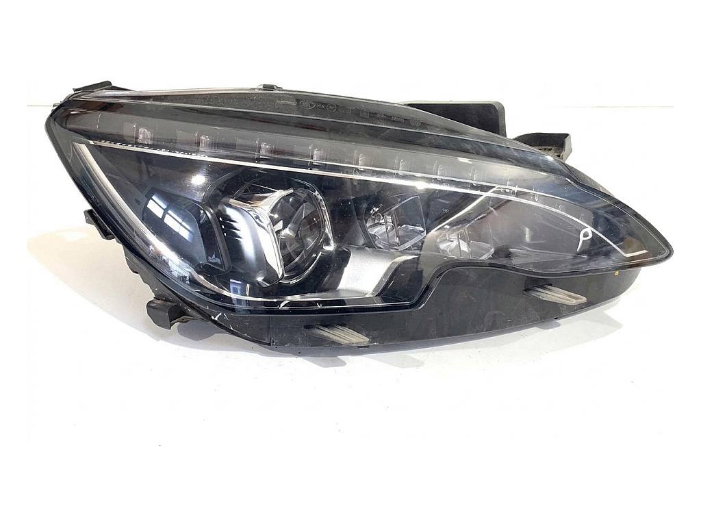 Фара передня права Peugeot 308 1618000580