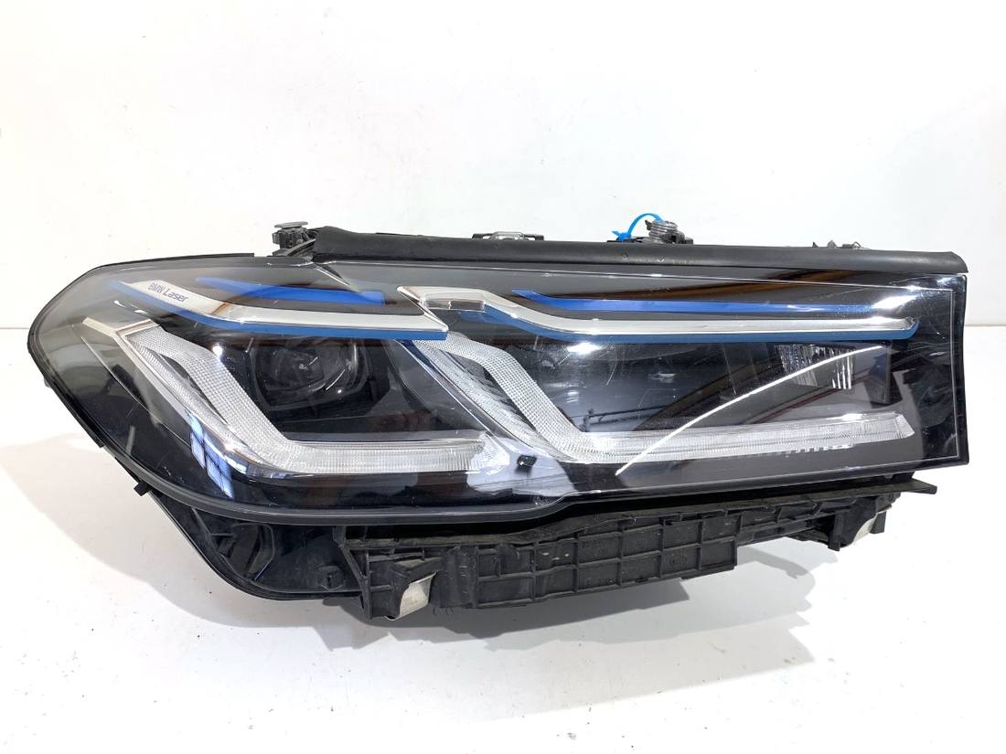 Фара передняя правая BMW 5 G30 9850588