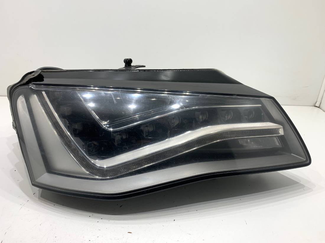 Фара передня права Audi A8 D4 4H0941004AG