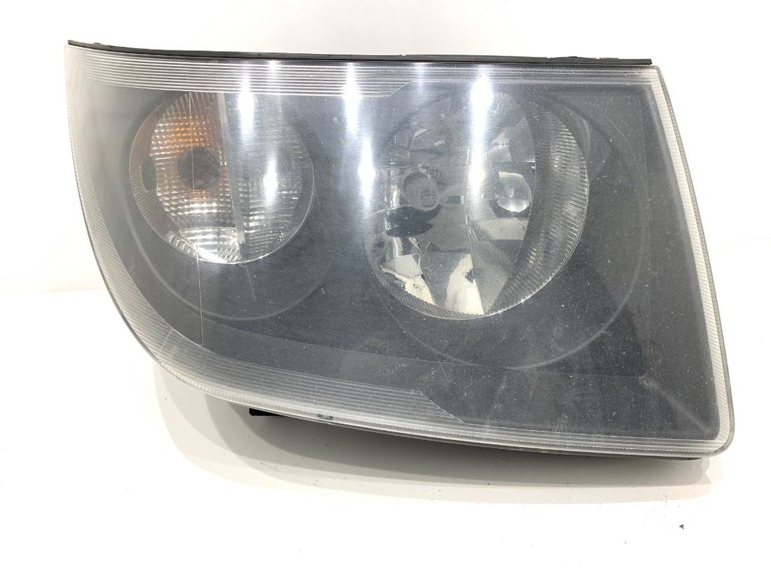 Фара передня права Volkswagen Crafter 2E1941005