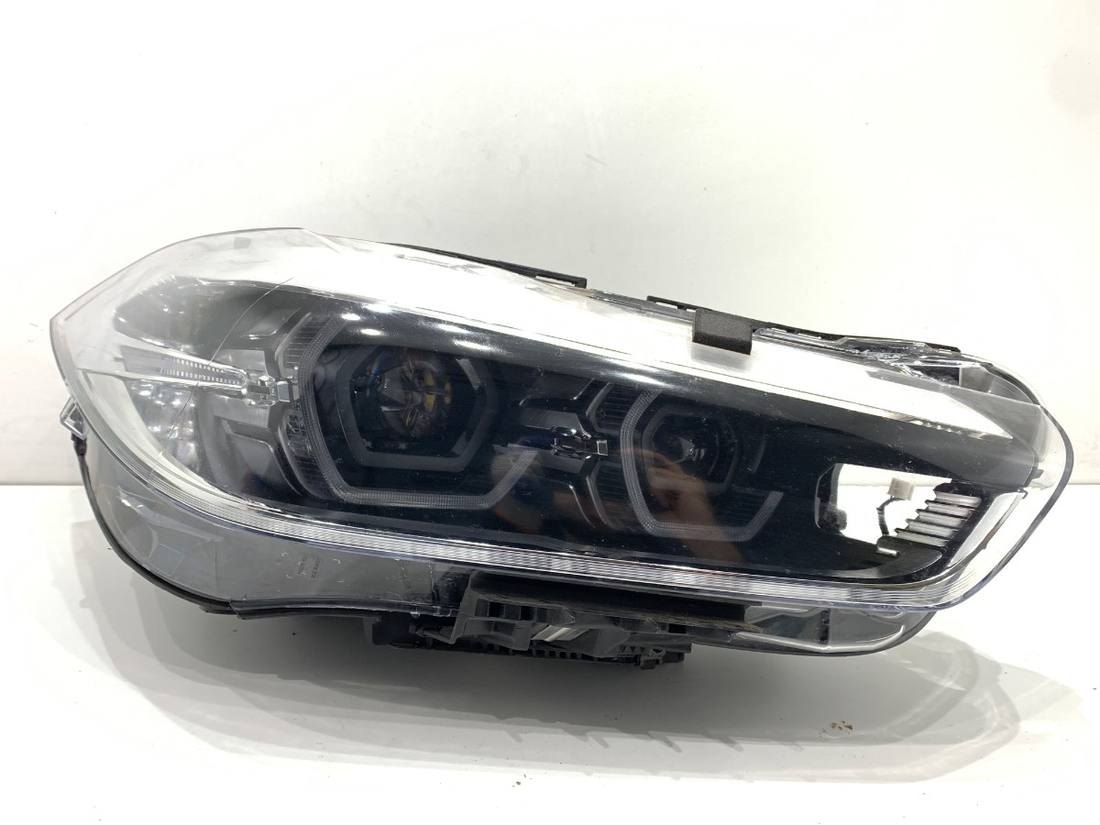 Фара передня права BMW X2 F39 7489230