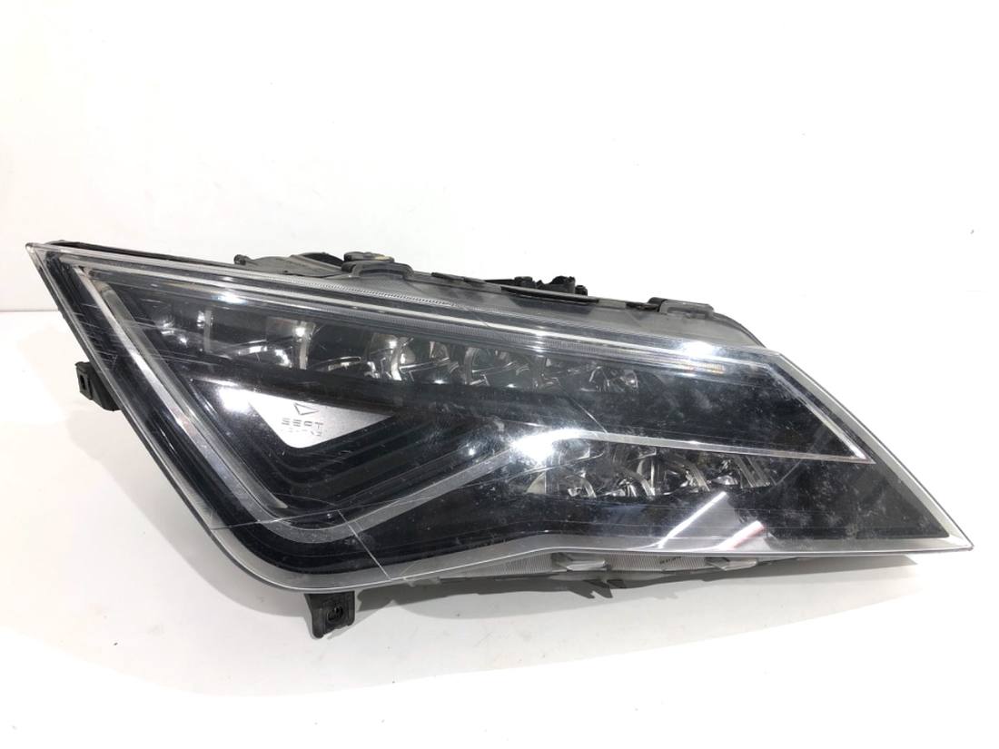 Фара передня права Seat Leon 5F1941008K