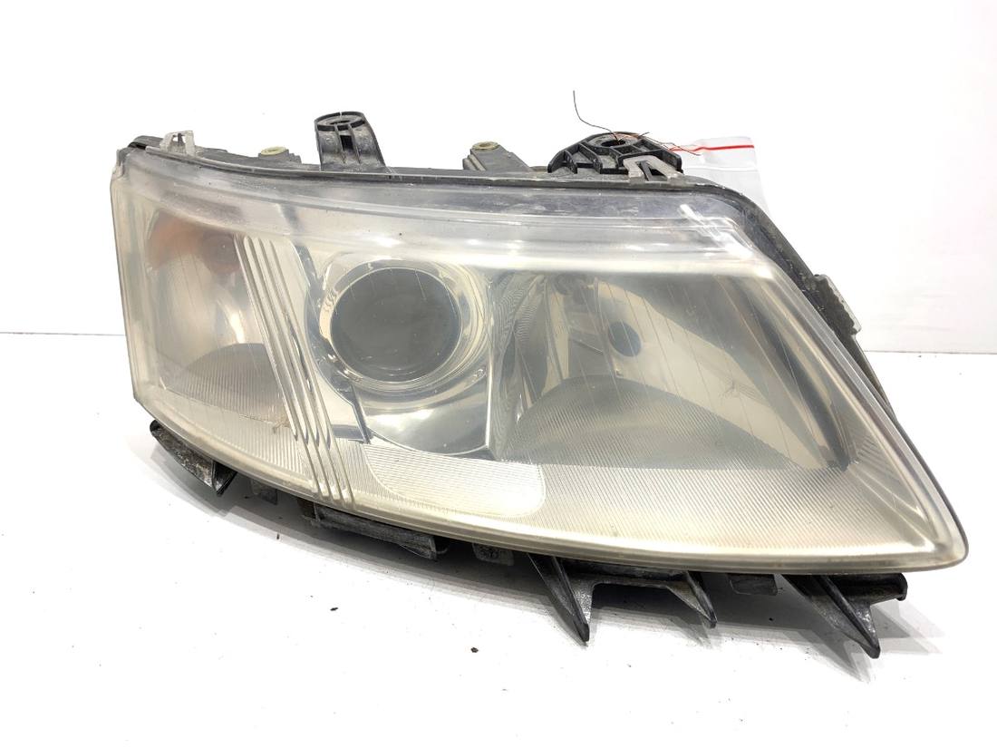 Фара передня права Saab 9-3 155820RE