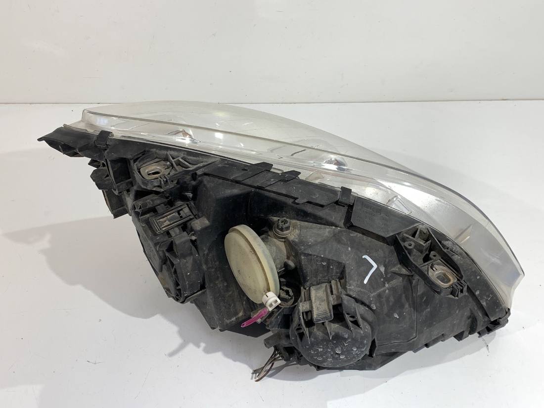 Фара передня ліва Mercedes B W245 A1698201761 — фото деталі 2
