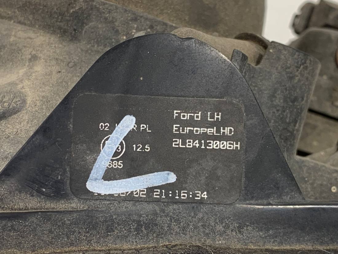 Фара передня ліва Ford Maverick 2L8413006H — фото деталі 4