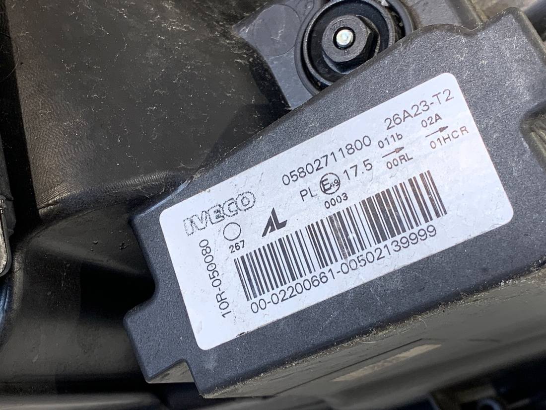 Фара передня ліва Iveco Daily 05802711800 — фото деталі 9