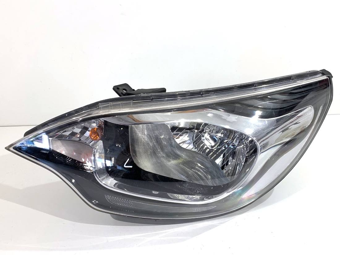 Фара передняя левая Kia Rio 92101-1WXXX