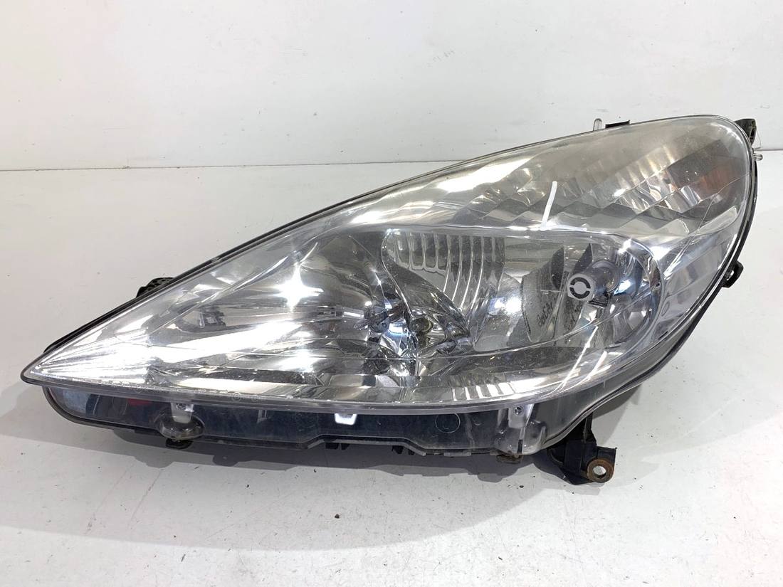 Фара передняя левая Peugeot 607 9641958880
